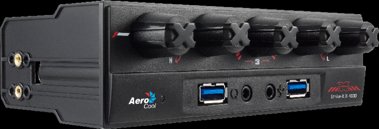 [17/09/2012] Aerocool präsentiert neue Lüftersteuerung Strike-X X-1000 (1)