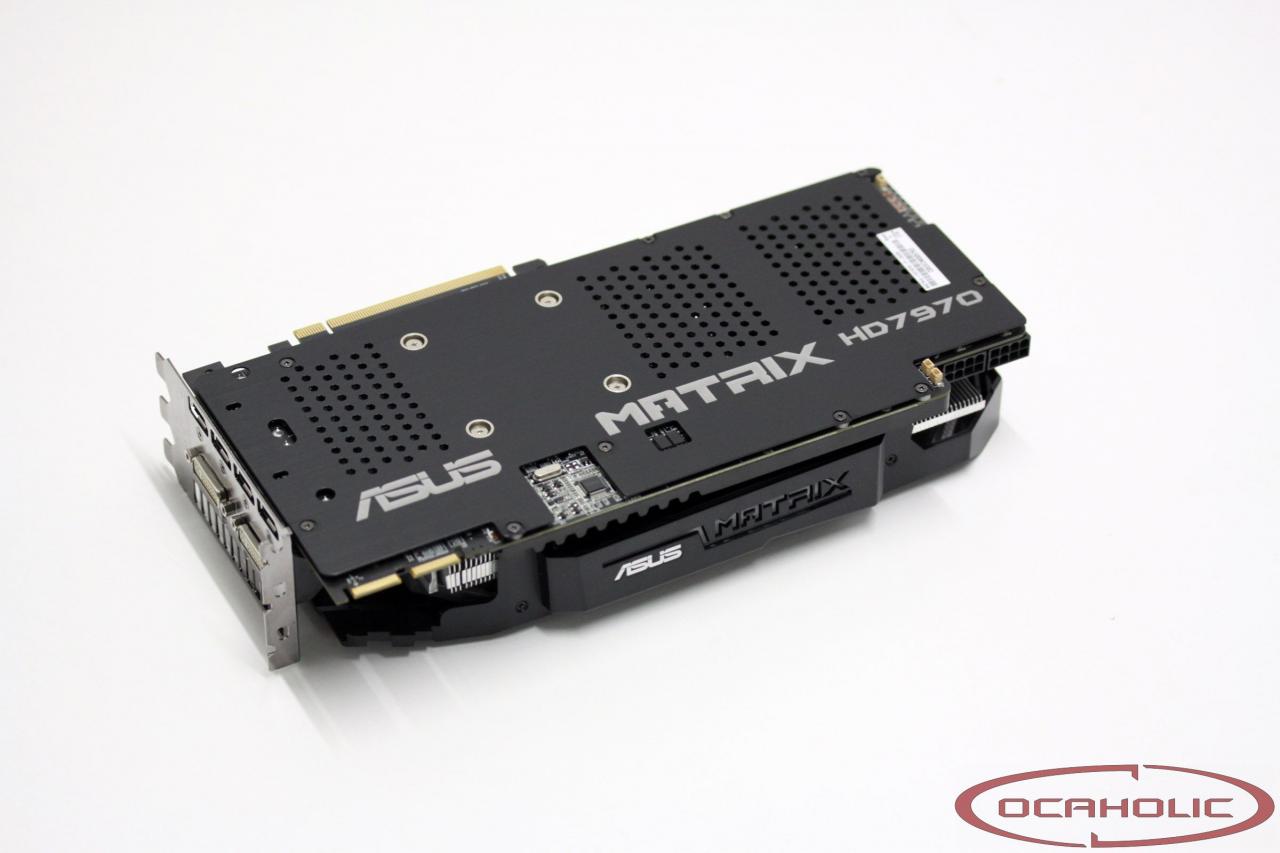 [13/09/2012] Asus zeigt die ROG Matrix HD 7970 Platinum - mit Unboxing-Bildern (7)