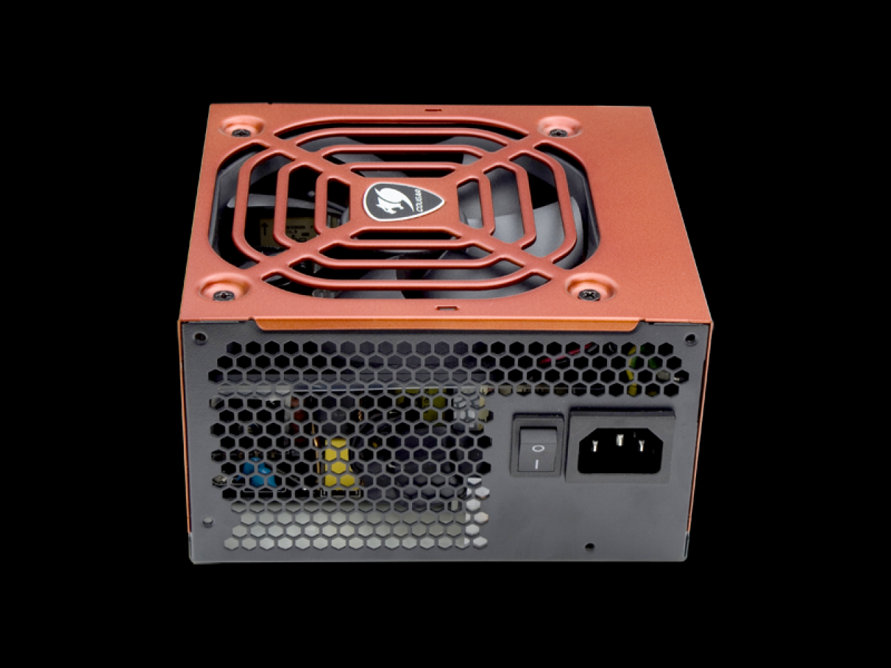 [03/09/2012] Cougar stellt neue Netzteil-PowerX-Serie vor (4)