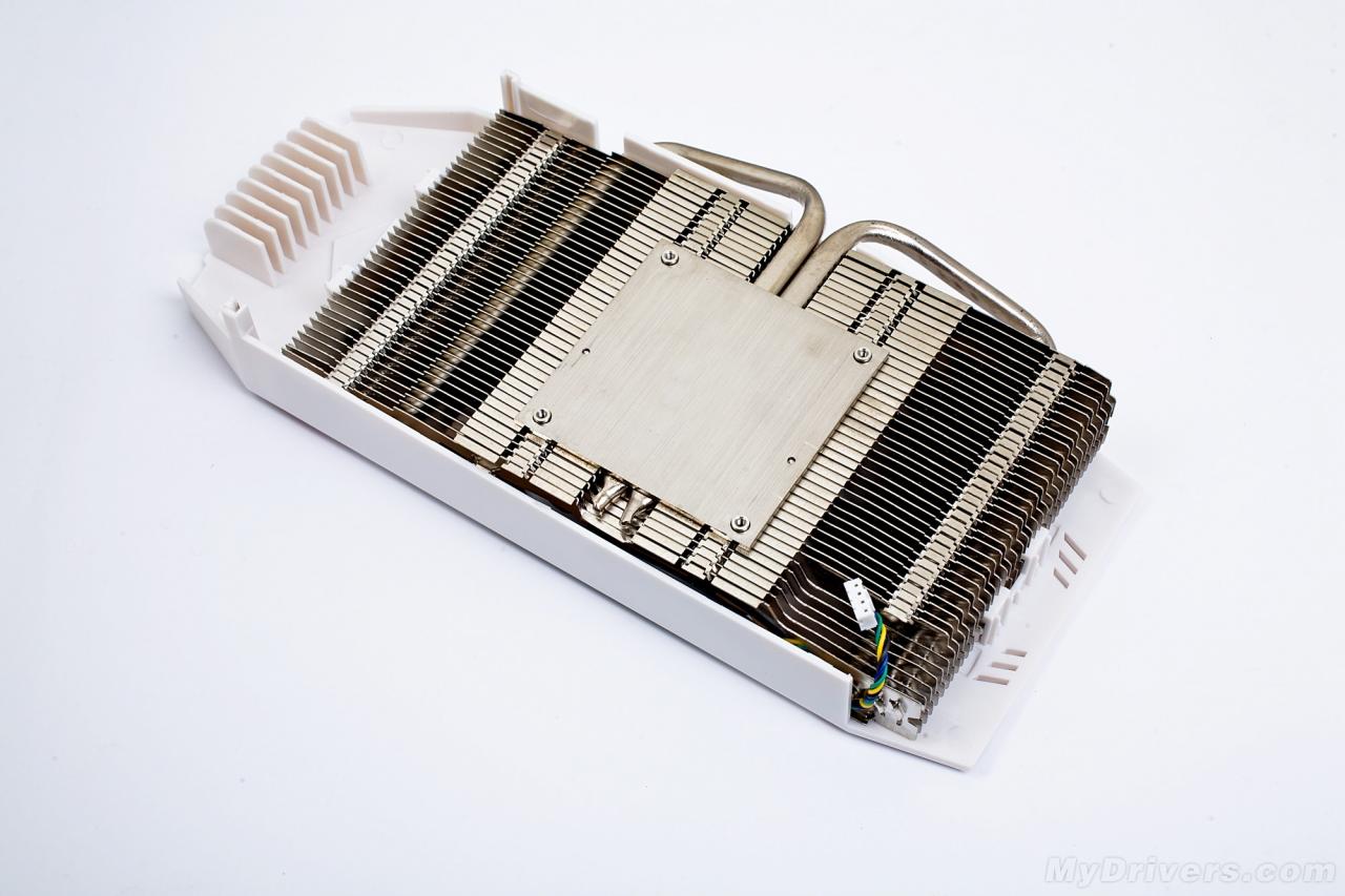 [20/09/2012] Colorful stellt übertaktete iGame GTX 650 Flame Wars X vor (2)