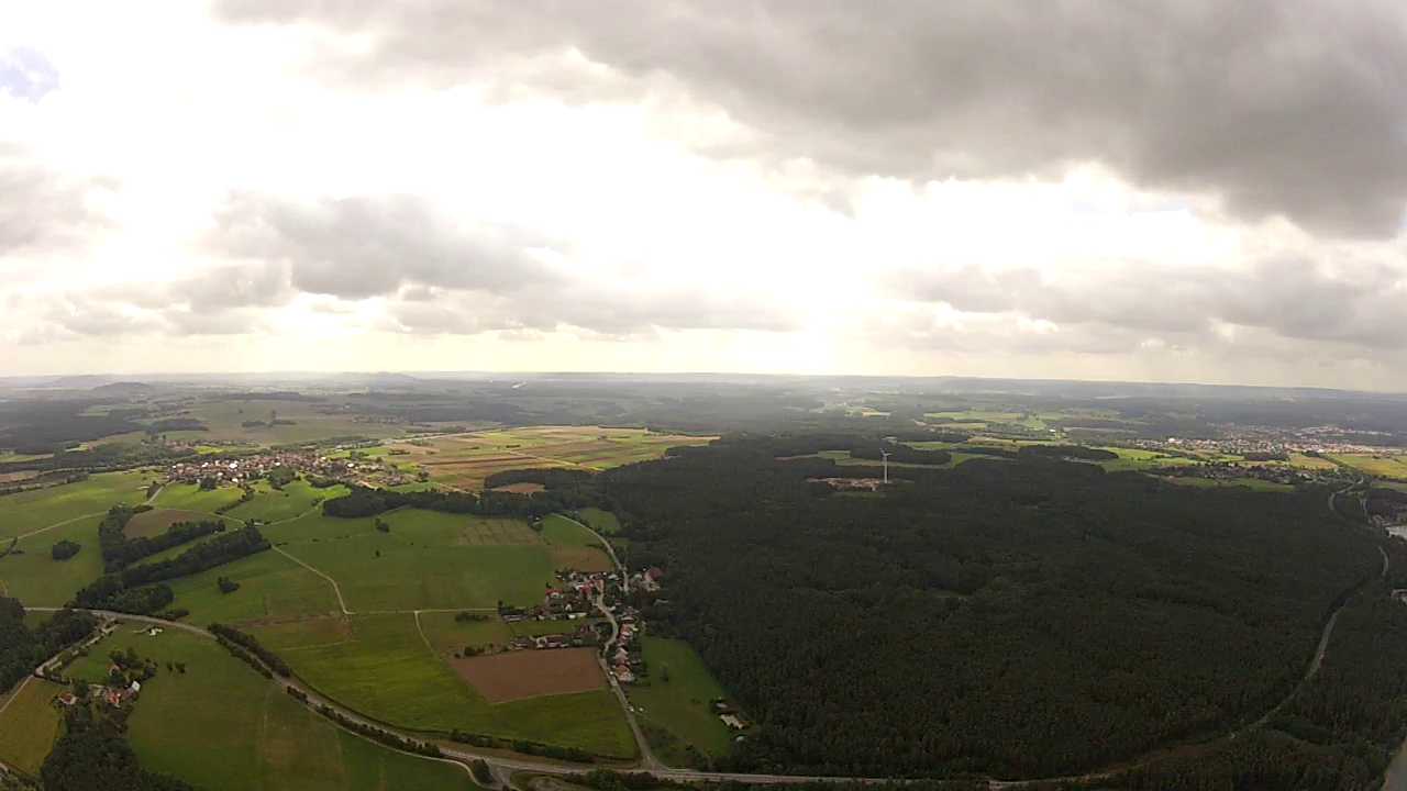 [07/09/2012] Wetterballon mit HD HERO 2 filmt aus dieser Perspektive