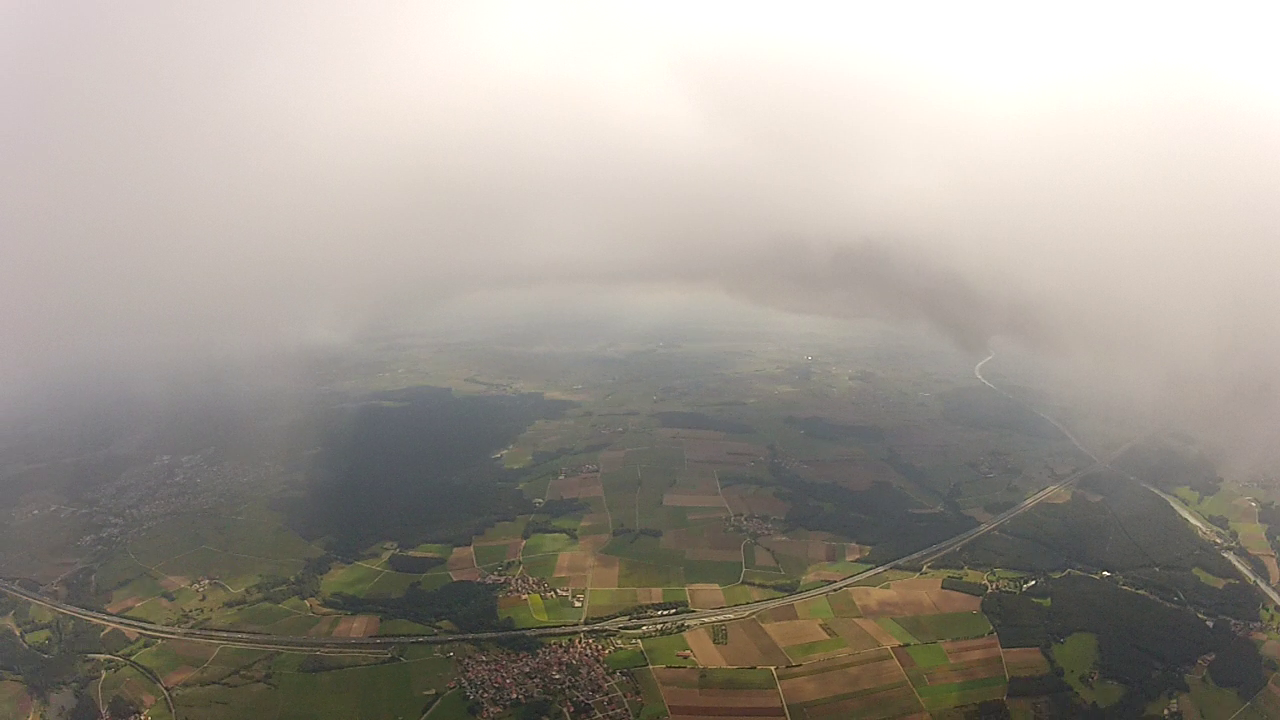 [07/09/2012] Wetterballon mit HD HERO 2 filmt aus dieser Perspektive