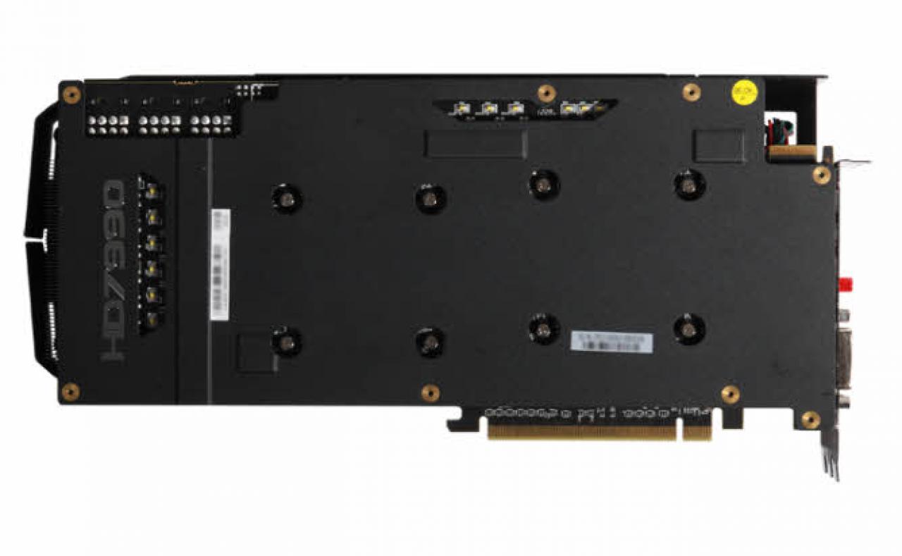 [20/10/2012] Club 3D bringt Dual-GPU-Grafikkarte Radeon HD 7990 auf den Markt (5)