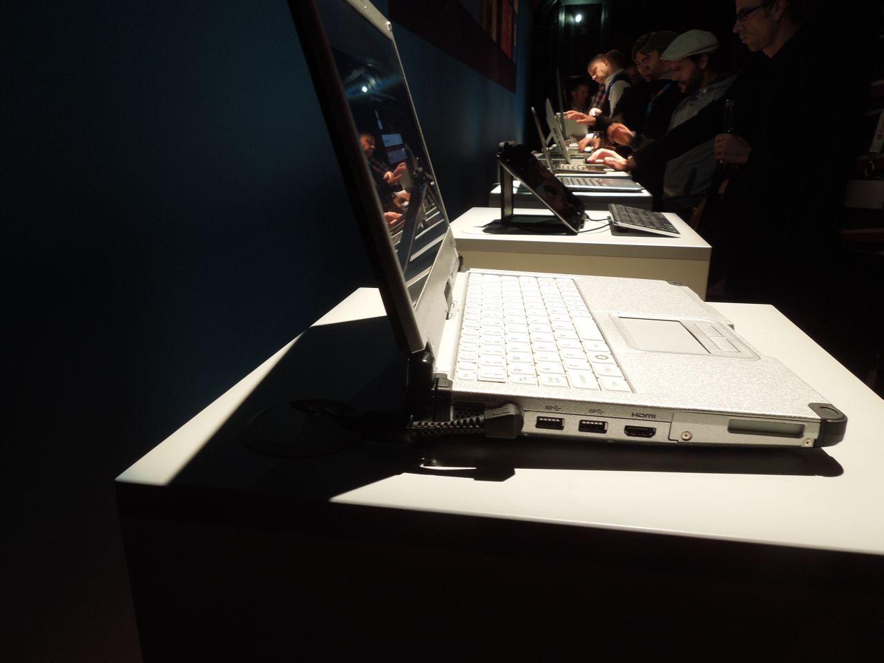 [25/10/2012] Windows 8: Trial-Applikationen lassen sich mit Hilfe eines Programms zu Vollversionen umwandeln (69)