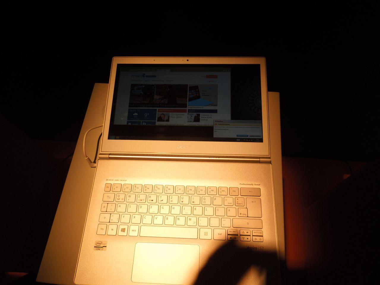 [25/10/2012] Windows 8: Trial-Applikationen lassen sich mit Hilfe eines Programms zu Vollversionen umwandeln (88)