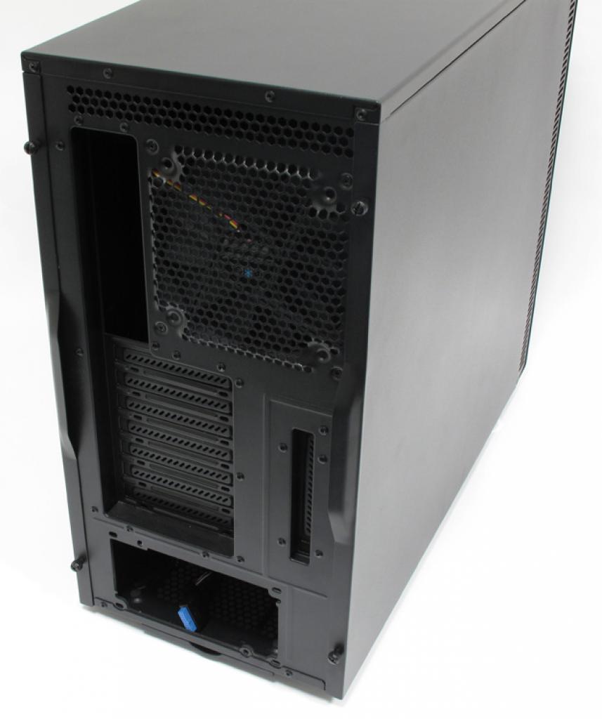 [17/10/2012] Fractal Design Define R4 PCGH-Edition (23)