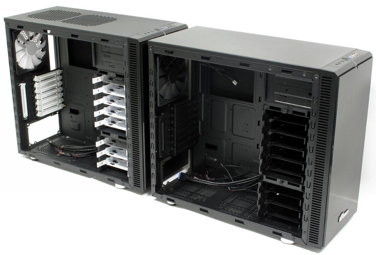 [17/10/2012] Die PCGH-Edition (rechts) im Vergleich zum Standardmodell.