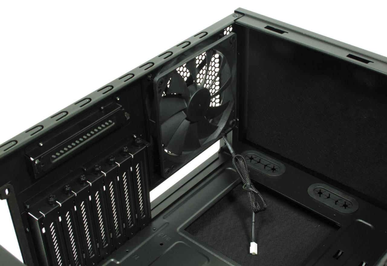 [17/10/2012] Fractal Design Define R4 PCGH-Edition (29)