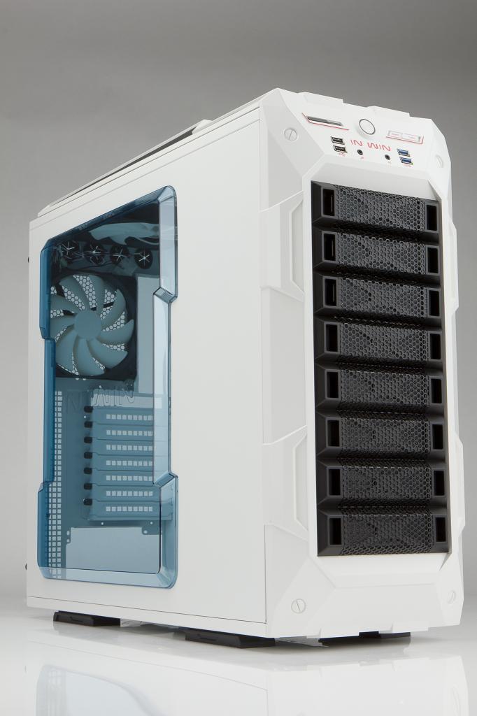 [16/10/2012] In Win stellt neues Gehäuse vor: GRone-Gaming-Tower (5)