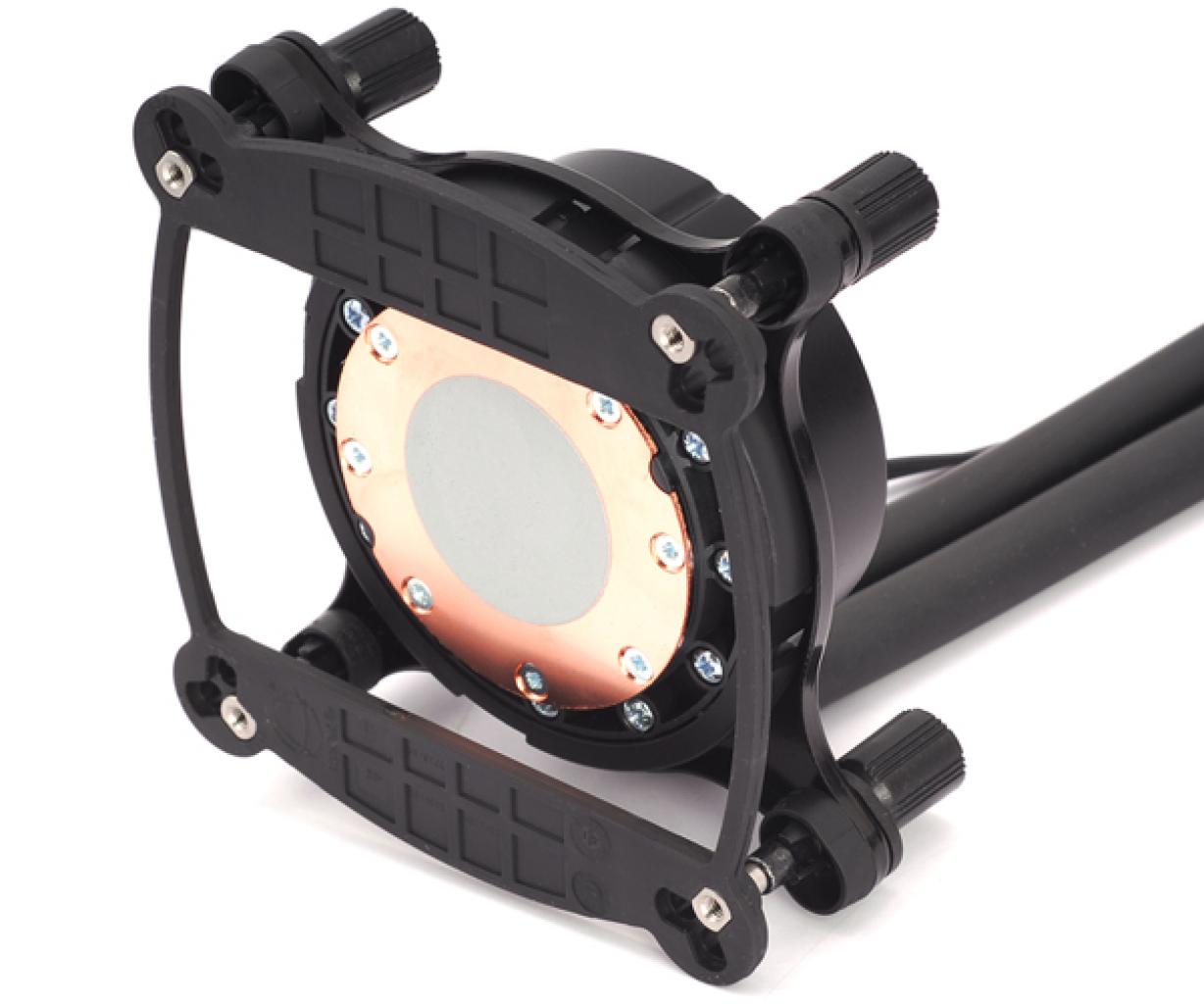 [31/10/2012] Zalman präsentiert drei neue Kompaktwasserkühlungen: Bis zu 340 Watt TDP (6)