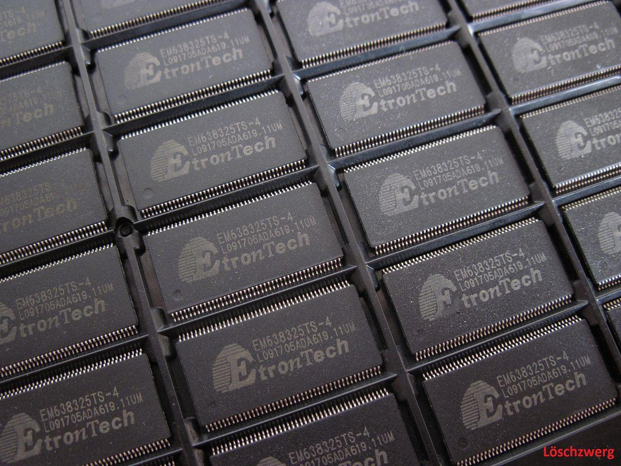 [02/10/2012] Update vom 03.10. mit Fermi-Prototyp, 3dfx-Basteleien und High-End-Boliden (37)
