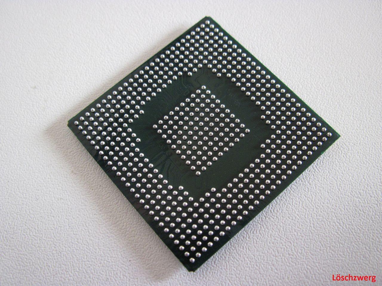 [02/10/2012] Update vom 03.10. mit Fermi-Prototyp, 3dfx-Basteleien und High-End-Boliden (39)