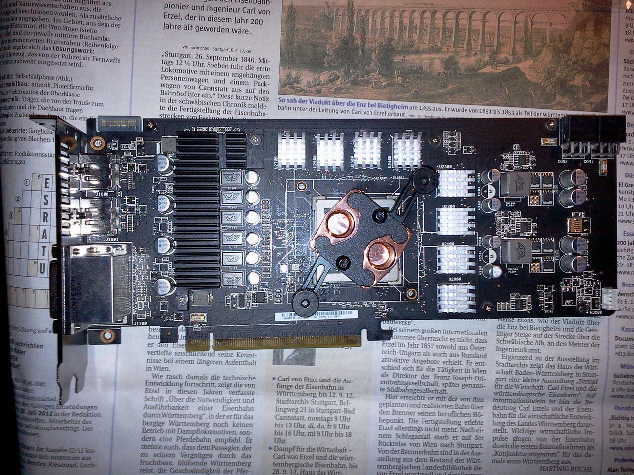 [02/10/2012] Update vom 03.10. mit Fermi-Prototyp, 3dfx-Basteleien und High-End-Boliden (56)