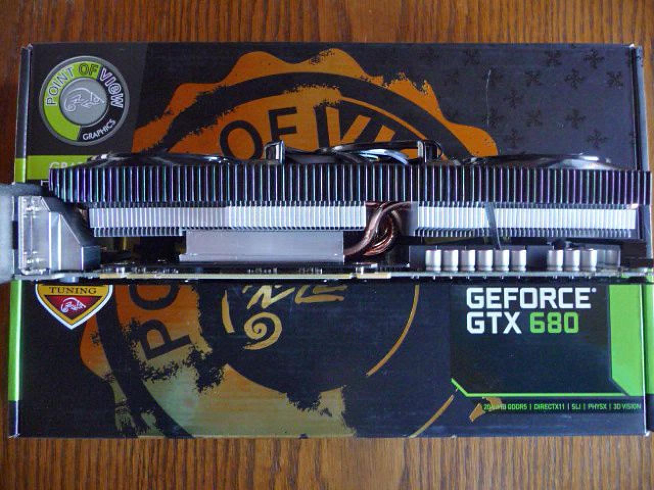 [02/10/2012] Update vom 03.10. mit Fermi-Prototyp, 3dfx-Basteleien und High-End-Boliden (80)
