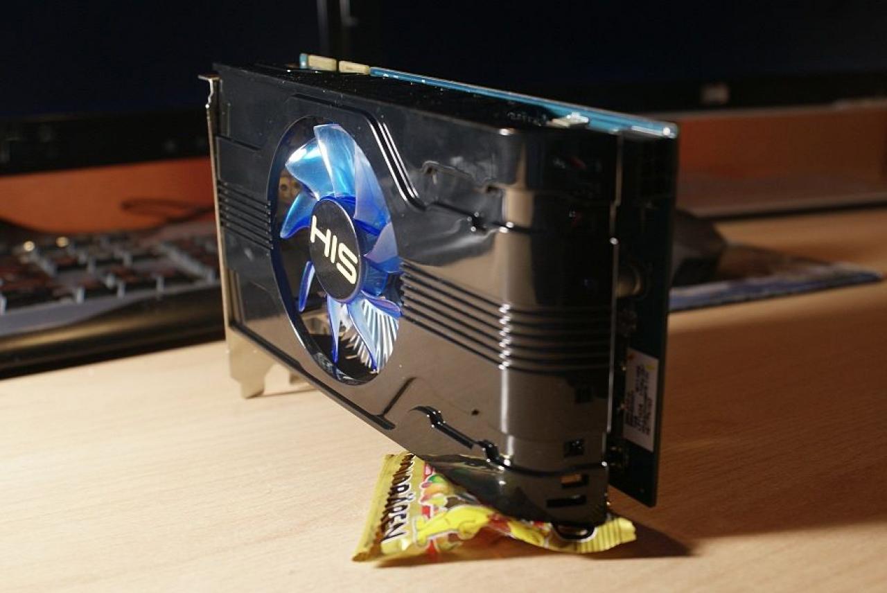 [02/10/2012] Update vom 03.10. mit Fermi-Prototyp, 3dfx-Basteleien und High-End-Boliden (81)
