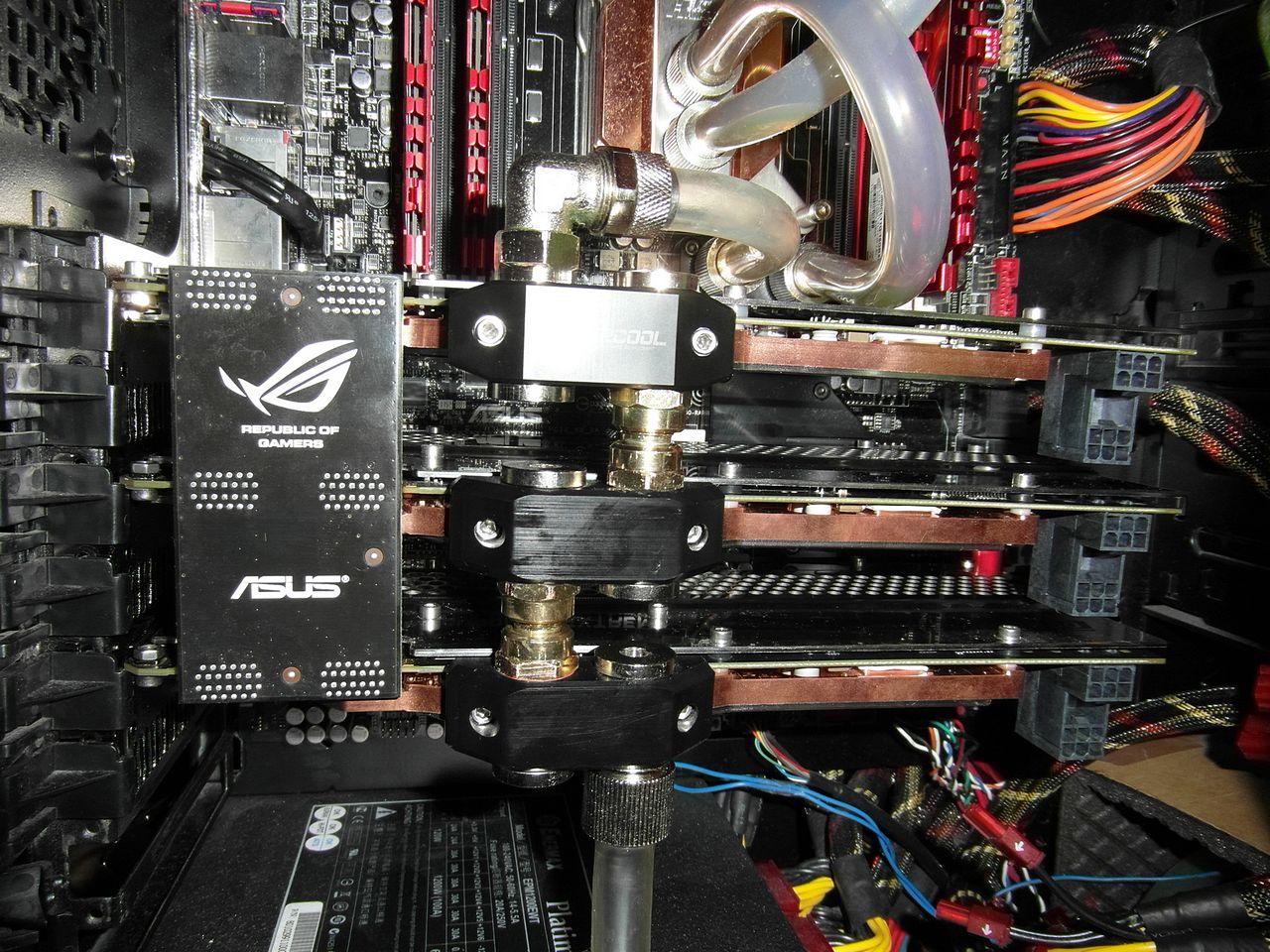 [02/10/2012] Update vom 03.10. mit Fermi-Prototyp, 3dfx-Basteleien und High-End-Boliden (86)