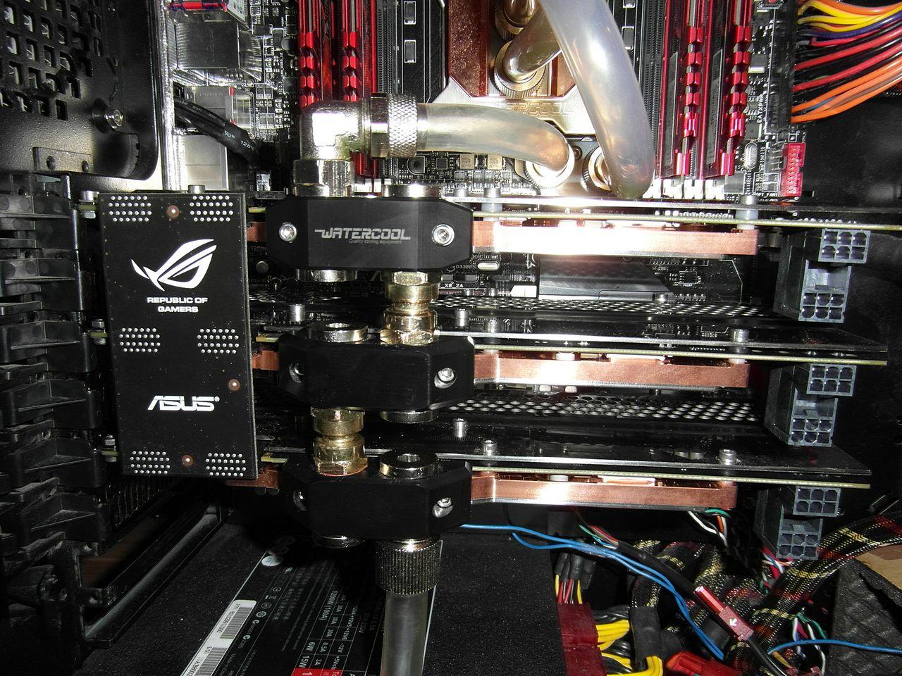 [02/10/2012] Update vom 03.10. mit Fermi-Prototyp, 3dfx-Basteleien und High-End-Boliden (87)