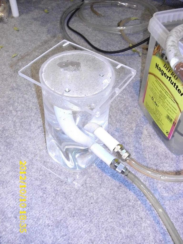[12/10/2012] Update vom 13.10. mit selbst gebautem Ausgleichsbehälter (20)