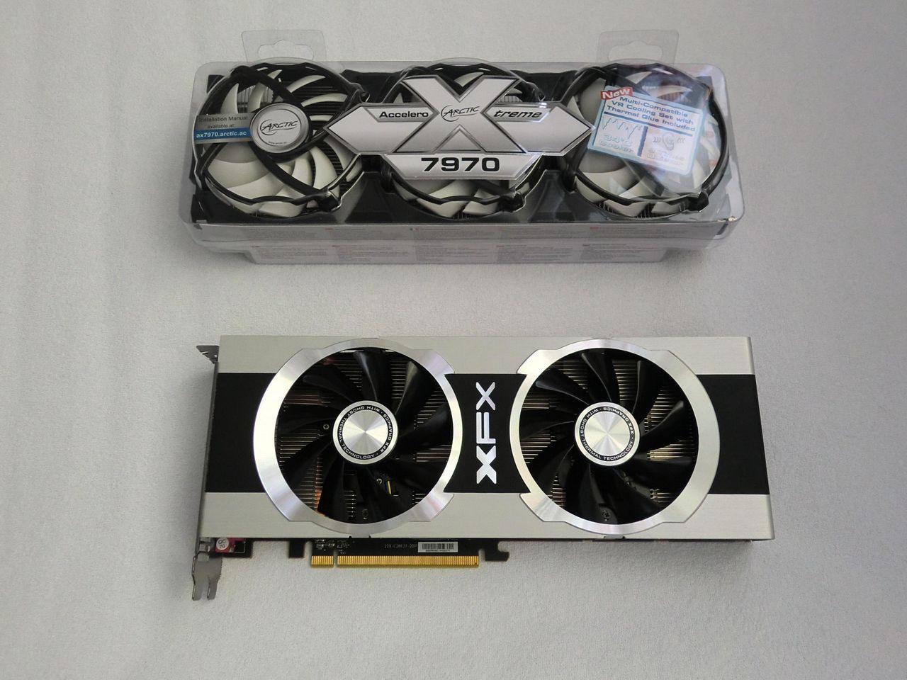 [12/10/2012] Update vom 14.10. mit neuen Luftkühlungen und cool in Szene gesetzter Hardware (18)