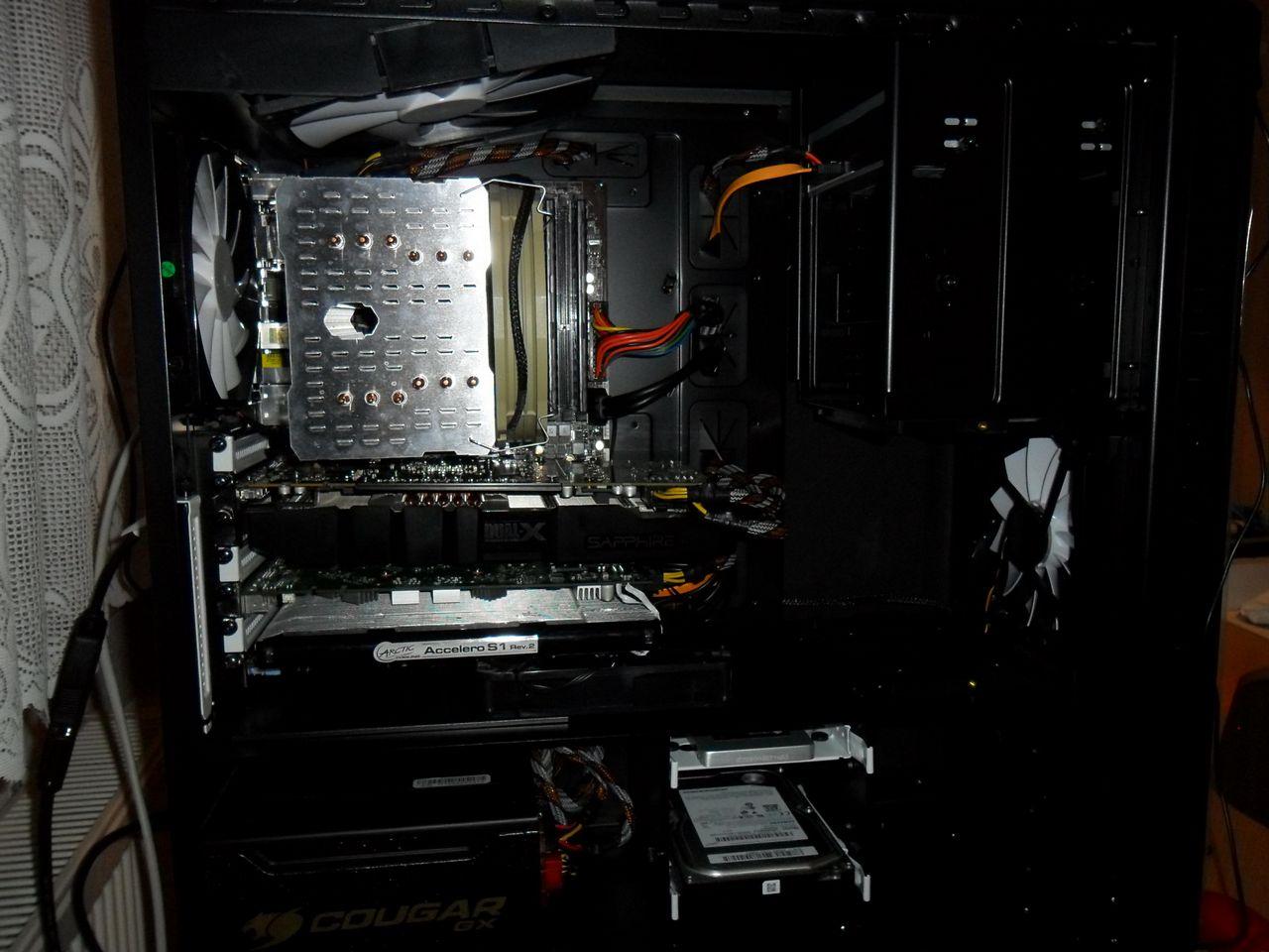 [12/10/2012] Update vom 14.10. mit neuen Luftkühlungen und cool in Szene gesetzter Hardware (42)