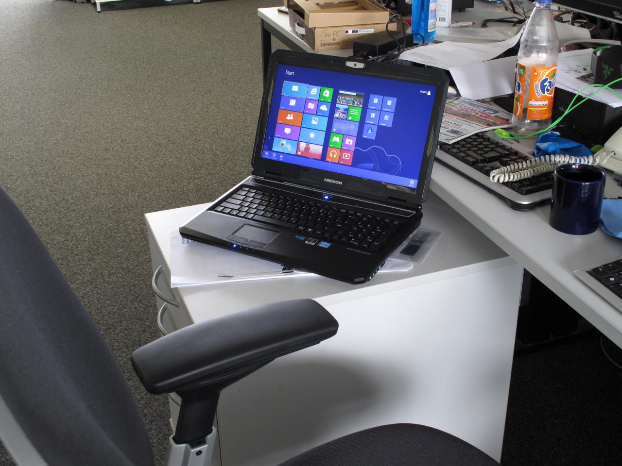 [26/10/2012] Warum der gute Reinhard extra auf einem Window-8-Launch Event nach München gefahren ist verstehen wir nicht so ganz. Schließlich ist das just veröffentlichte OS doch schon auf seinem Notebook am Arbeitsplatz installiert. Vielleicht hatte Herr Staudacher auch nur mal wieder Sehnsucht nach dem Süden und seiner Hochgebirgs-Heimat.