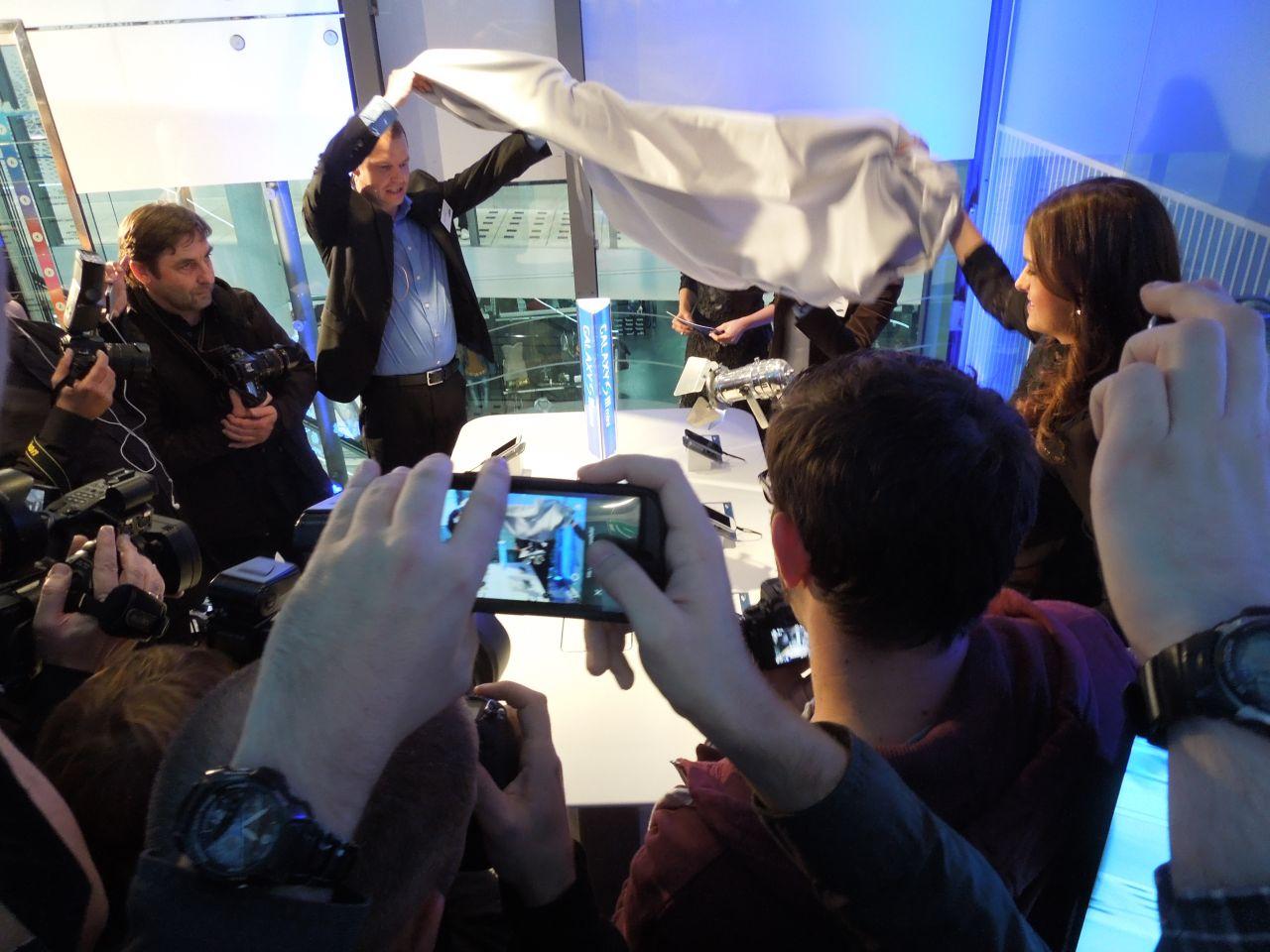 [11/10/2012] Galaxy S3 im Hands-On: Fischt Samsung im Teich des iPhone 5? (42)