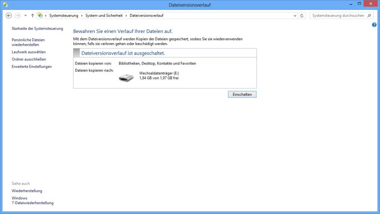 [26/10/2012] Windows 8 bietet mit dem Dateiversionsverlauf eine ähnliche Funktion wie Windows 7 mit der Schattenkopie. Der Dateiversionsverlauf in Windows 8 soll allerdings besser funktionieren, dies haben wir noch nicht getestet. Daher geht diese Runde unentschieden aus.
