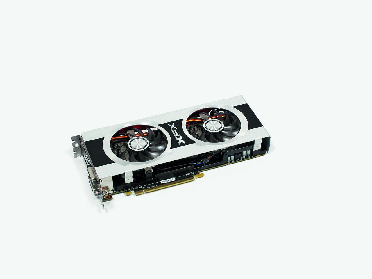 [31/10/2012] XFX Radeon R7870 Black Edition Double Dissipation --- 0,2 bis 0,5 Sone (220 Euro)
