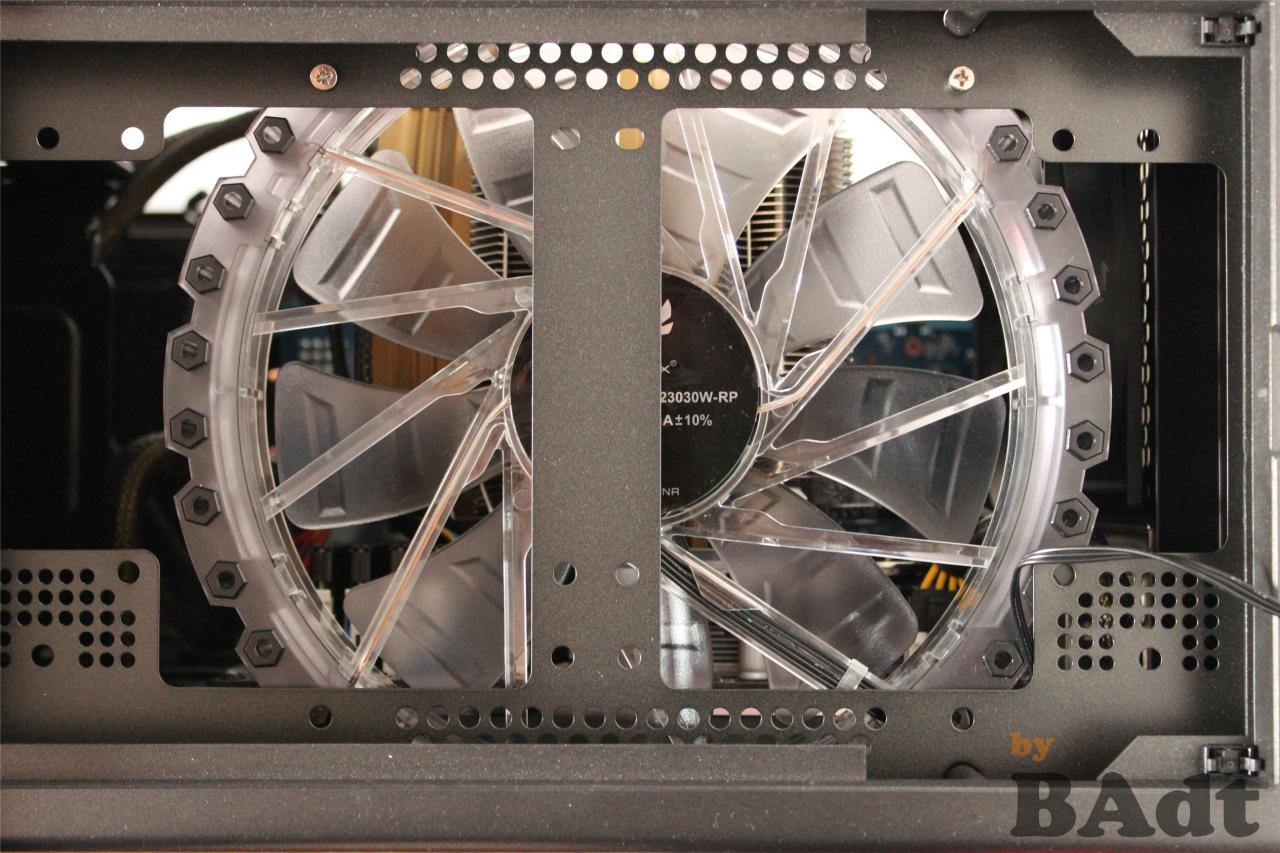 [18/10/2012] Lesertest zum Bitfenix Ghost: Schlichtes Silent-Gehäuse (2)