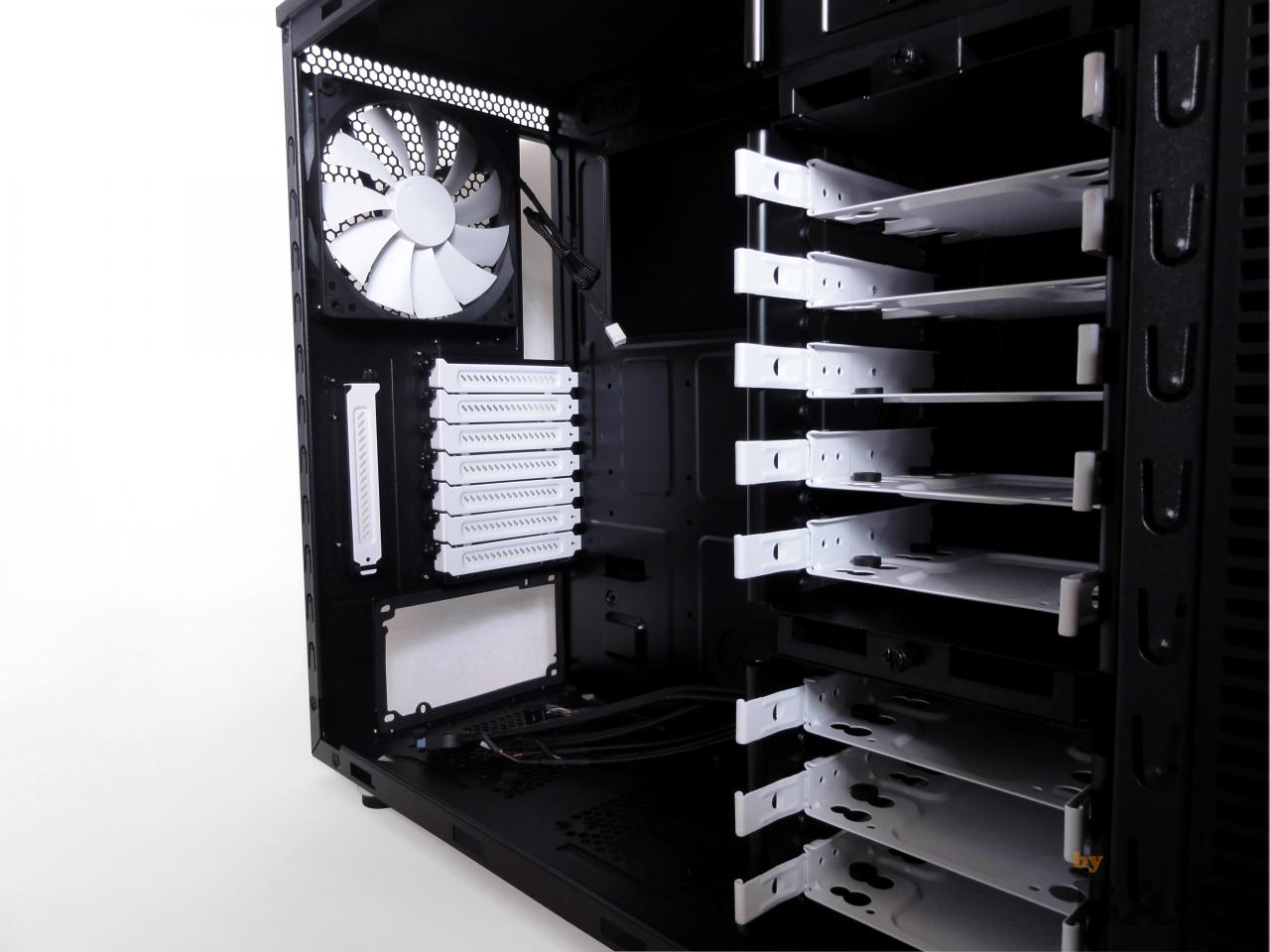 [02/10/2012] Lesertest zum Fractal Design Define R4 - Was leistet der Midi-Tower (7)