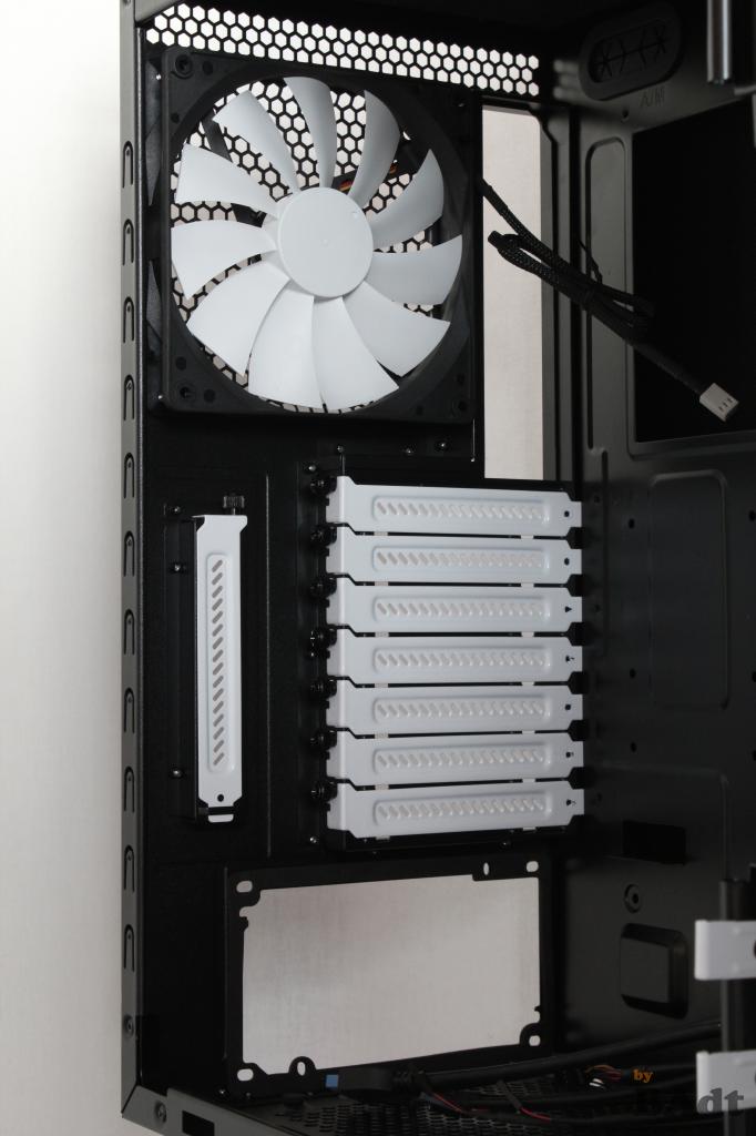[02/10/2012] Lesertest zum Fractal Design Define R4 - Was leistet der Midi-Tower (8)
