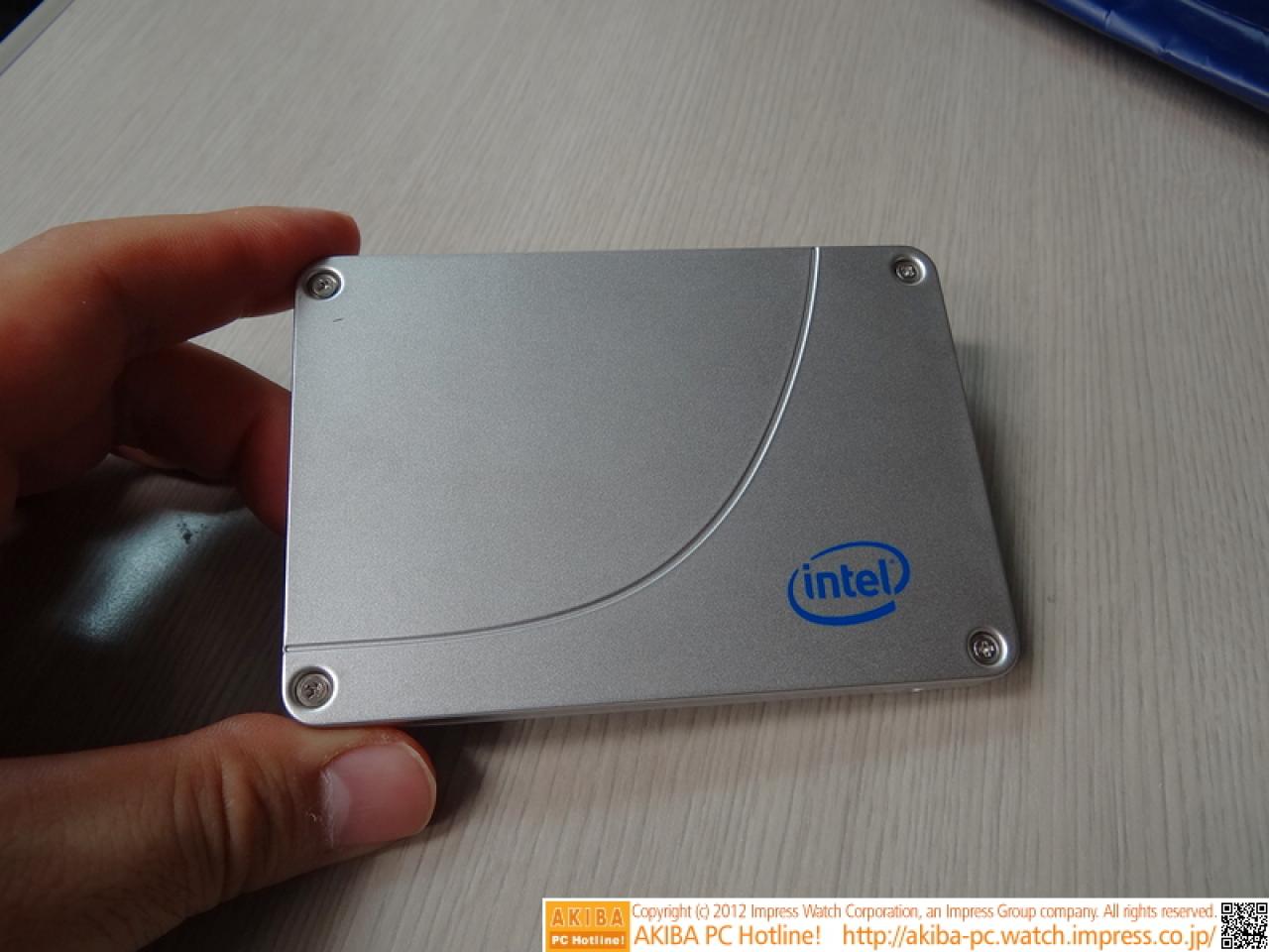 [22/10/2012] Intel 335 SSD mit 240 Gigabyte Speicherkapazität steht in Japan zum Verkauf (1)