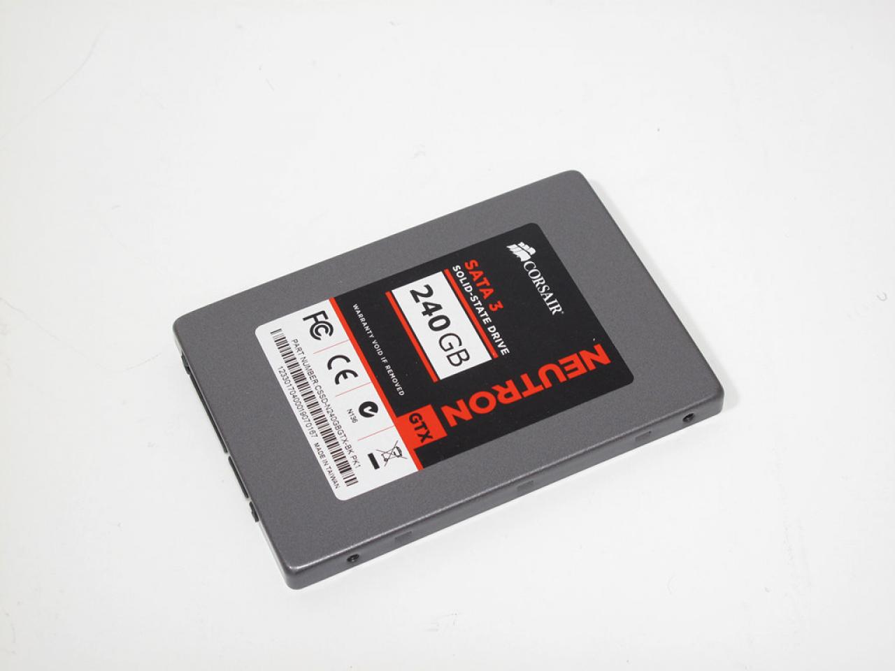 [16/10/2012] Die Besten SSDs mit 240/256 GB: Corsair Neutron GTX(Link zum PCGH-Preisvergleich powered by Geizhals)