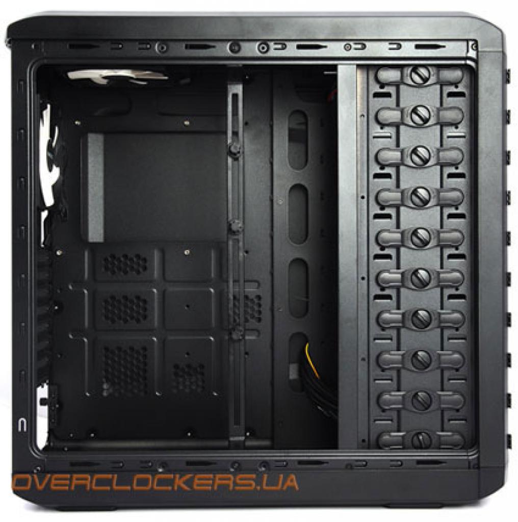 [16/11/2012] Erste Bilder zu neuen Mid-Towern von Zalman vorgestellt: MS800 und MS800 Plus (2)
