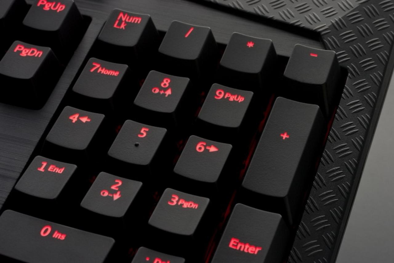 [20/11/2012] Tesoro präsentiert mit der Durandal Ultimate eine mechanische Tastatur für 130 Euro (5)