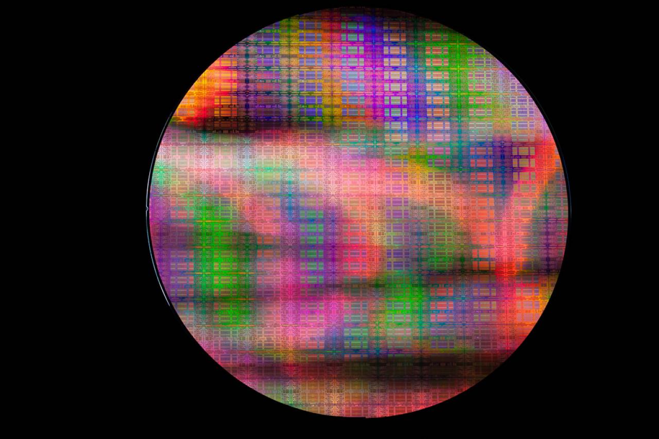 [09/11/2012] Intel Poulson: Itanium 9500 vorgestellt - acht Kerne und bis zu 170 Watt TDP (3)