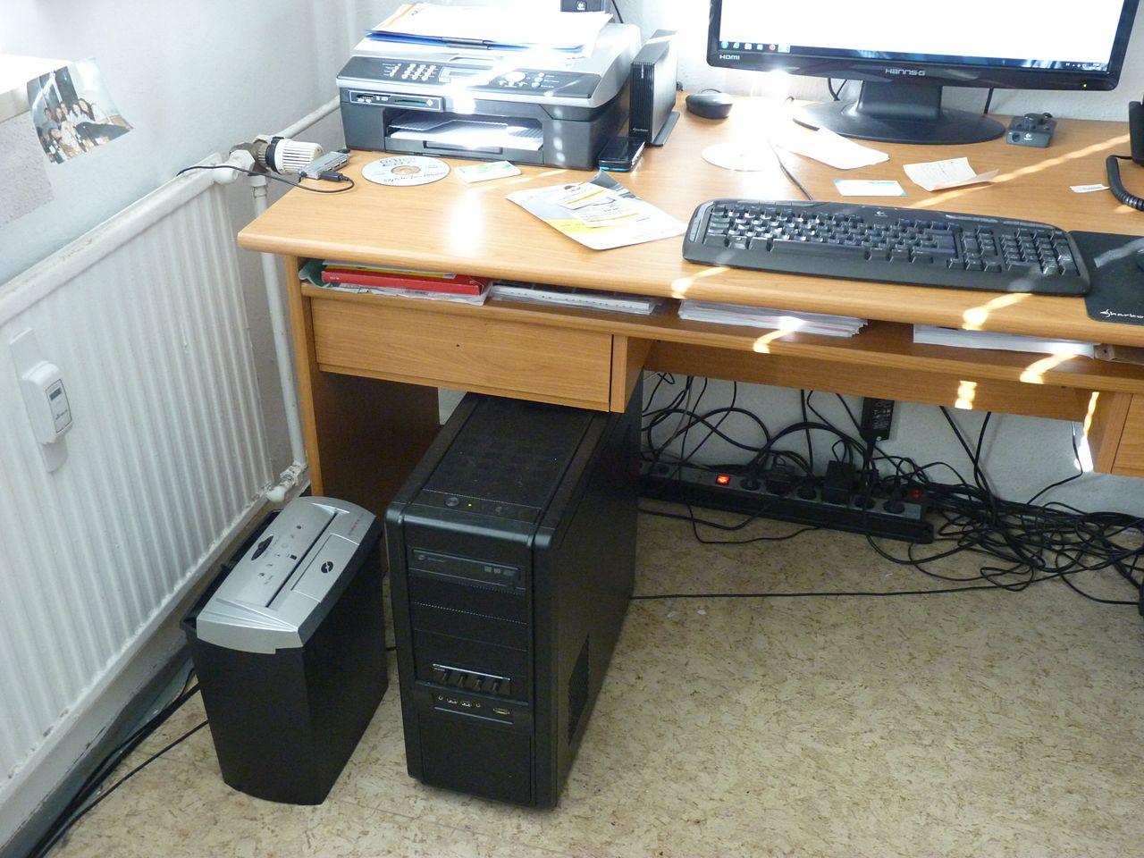 [09/11/2012] Update vom 12.11.: PC mit 6 Bildschirmen, Mainboards als Wandschmuck und mehr (10)