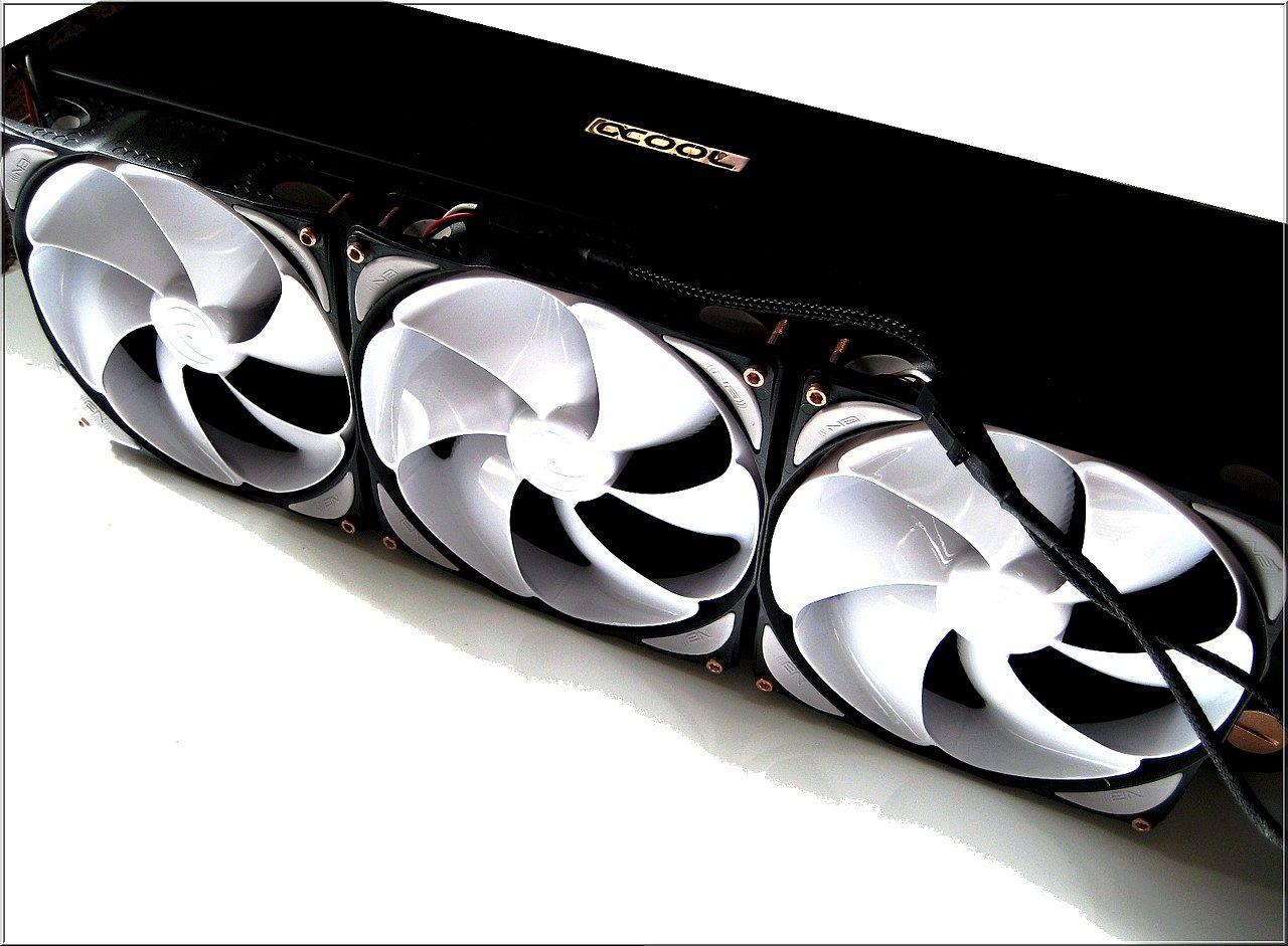 [02/11/2012] Update vom 04.11.: Ausnahme-Casemods und Luxus-Systeme dicht gedrängt (14)