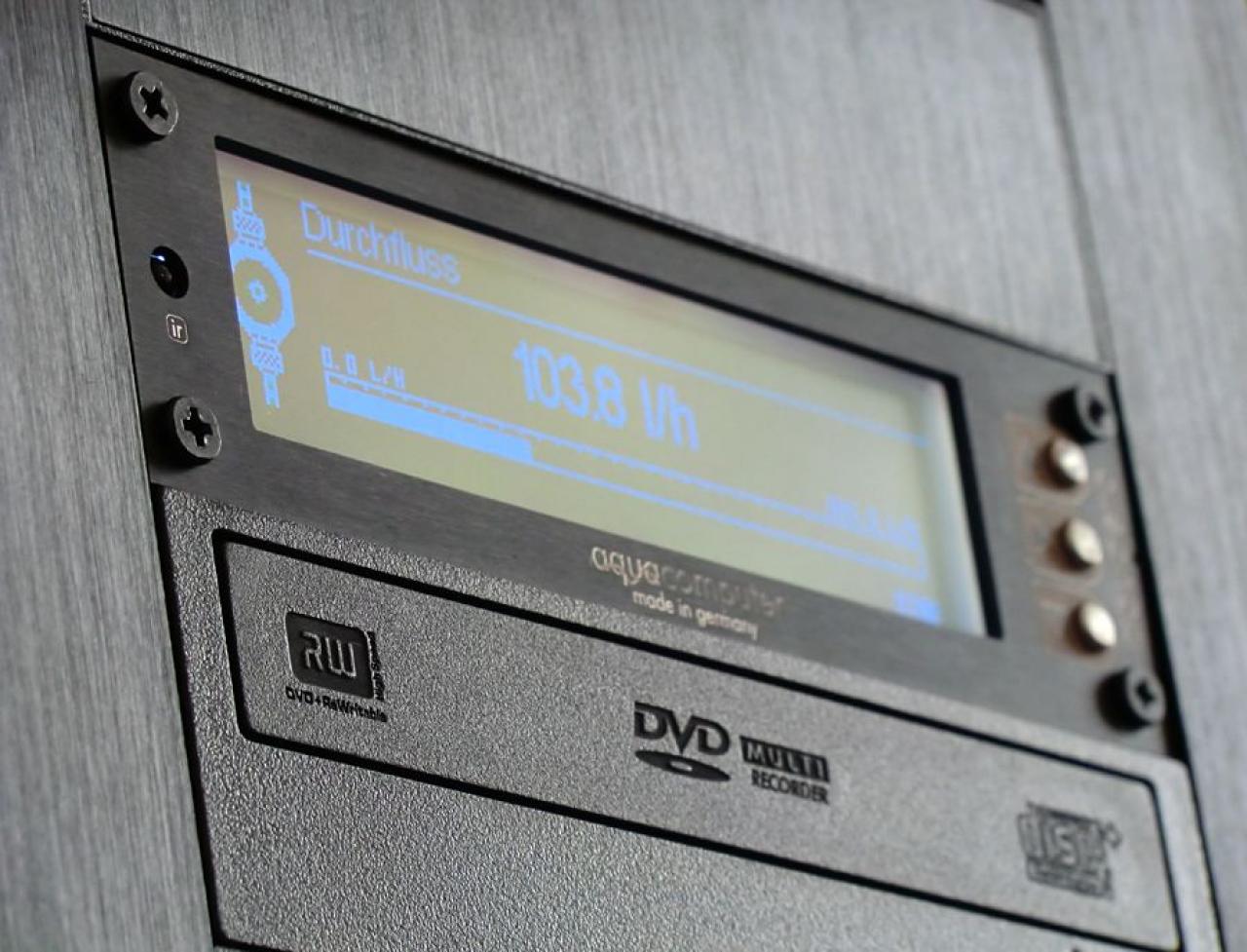 [02/11/2012] Update vom 04.11.: Ausnahme-Casemods und Luxus-Systeme dicht gedrängt (11)