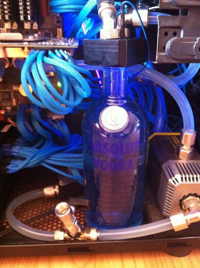 [02/11/2012] Update vom 04.11.: Ausnahme-Casemods und Luxus-Systeme dicht gedrängt (25)