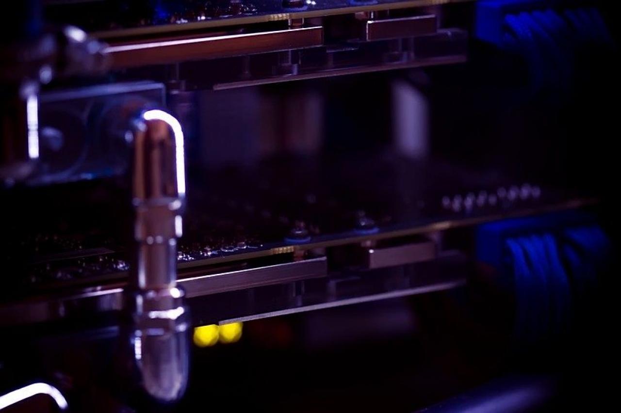 [02/11/2012] Update vom 04.11.: Ausnahme-Casemods und Luxus-Systeme dicht gedrängt (27)