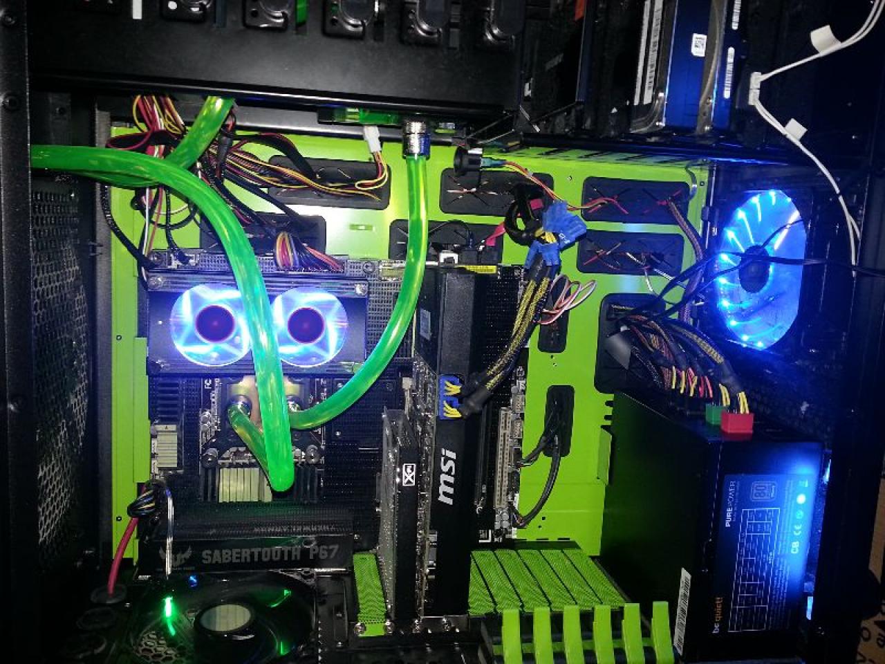 [02/11/2012] Update vom 04.11.: Ausnahme-Casemods und Luxus-Systeme dicht gedrängt (50)