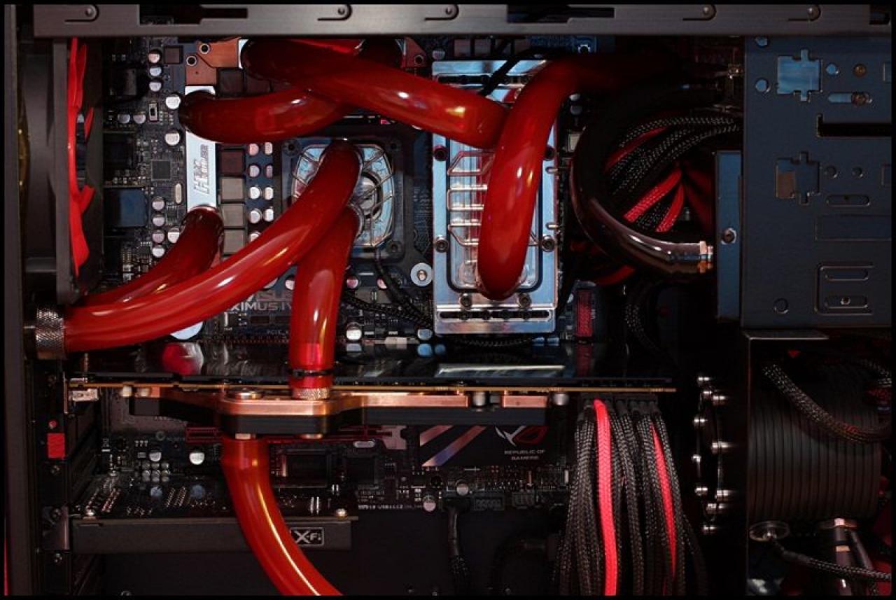[02/11/2012] Update vom 04.11.: Ausnahme-Casemods und Luxus-Systeme dicht gedrängt (53)