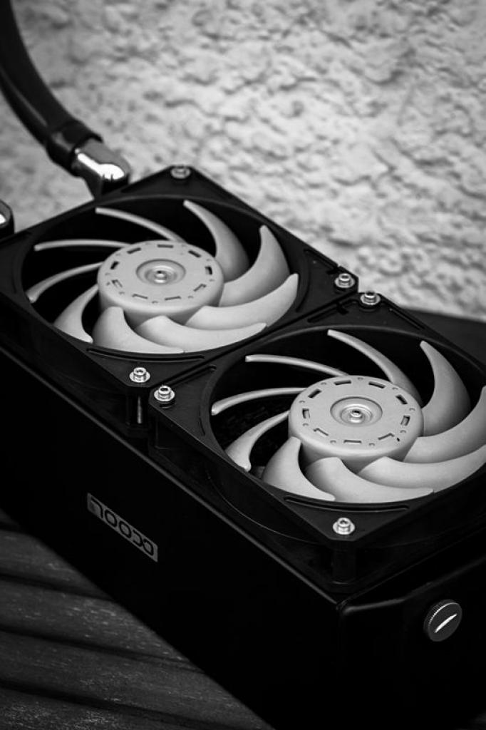 [02/11/2012] Update vom 04.11.: Ausnahme-Casemods und Luxus-Systeme dicht gedrängt (61)