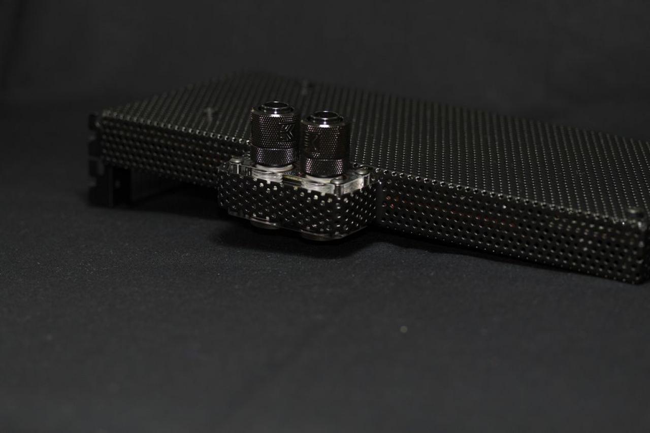[02/11/2012] Update vom 04.11.: Ausnahme-Casemods und Luxus-Systeme dicht gedrängt (16)