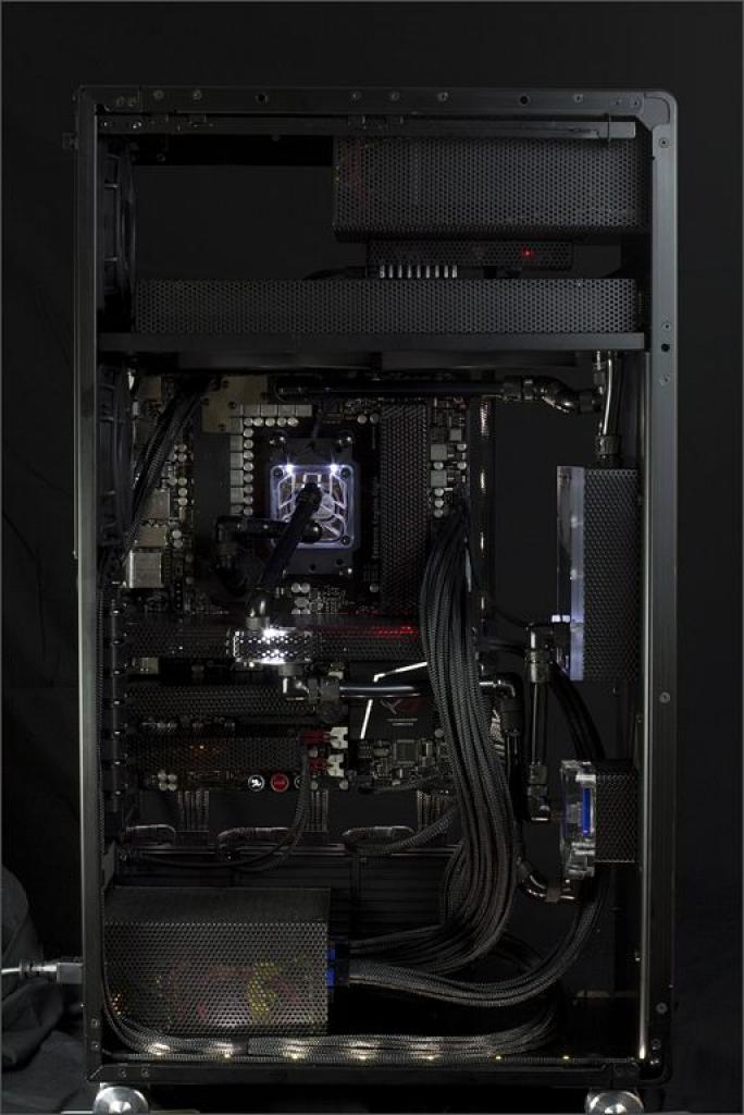 [02/11/2012] Update vom 04.11.: Ausnahme-Casemods und Luxus-Systeme dicht gedrängt (20)
