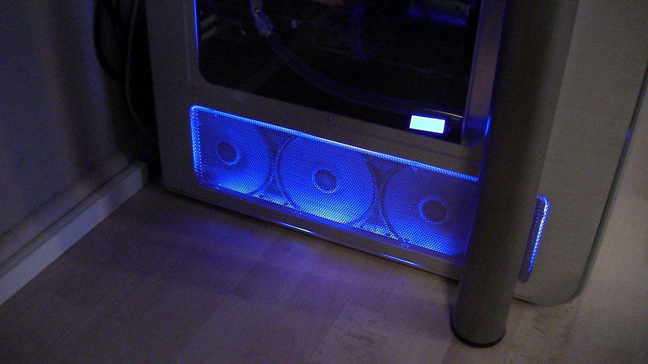 [02/11/2012] Update vom 04.11.: Ausnahme-Casemods und Luxus-Systeme dicht gedrängt (78)
