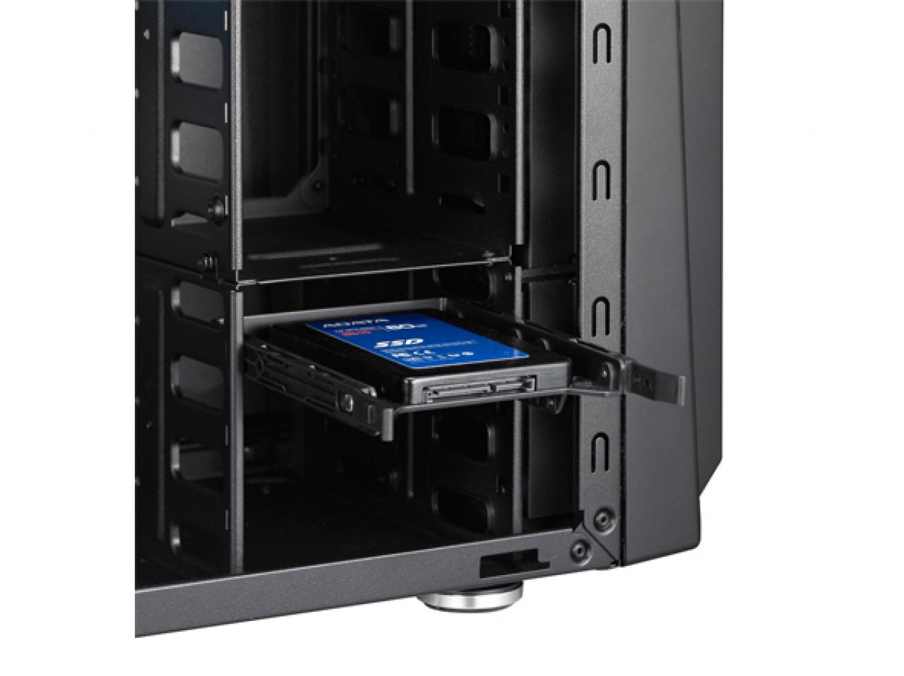 [22/11/2012] Cooler Master Storm Scout 2 jetzt auch in Gunmetal Gray (3)