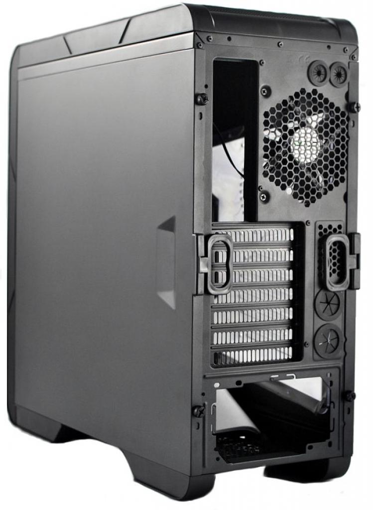 [01/11/2012] Rasurbo präsentiert neues Gamer-Gehäuse MATR-X (4)