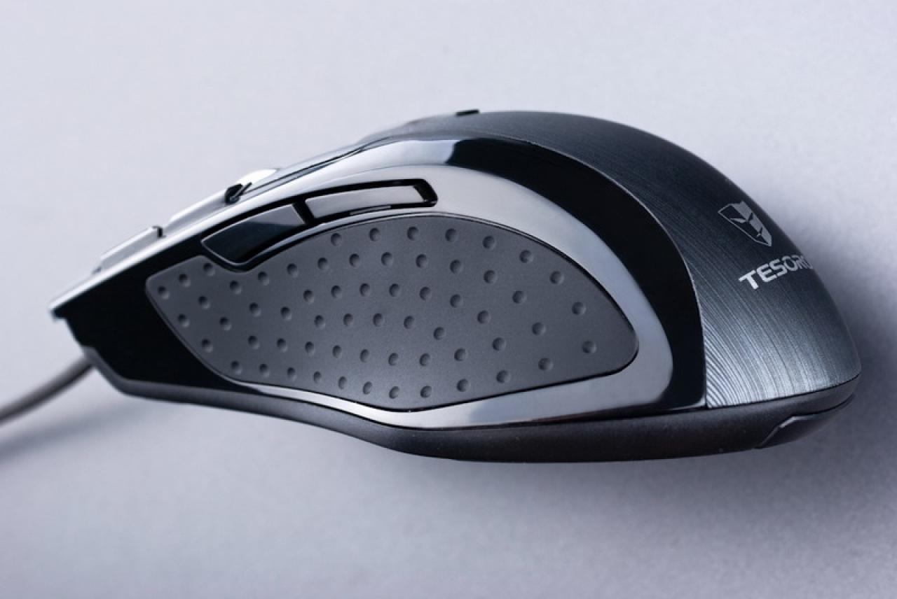 [04/12/2012] Tesoro Shrike H2L - High-End-Gaming-Maus für knapp 50 Euro (2)